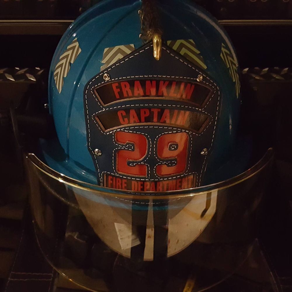 Meet your Posher, Wayne